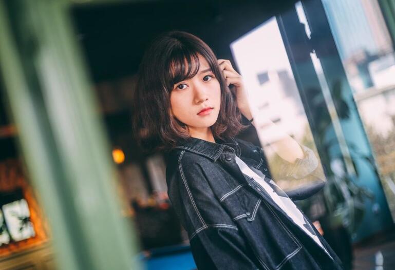 极品女神瑜伽老师裸 体瑜伽教程 全程国语解说